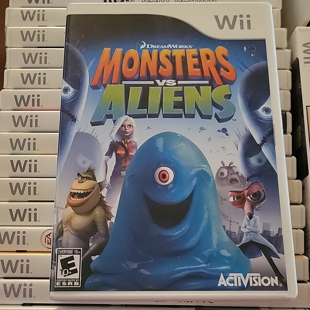 Monsters vs Aliens Wii Game No Visable Stratches Original Case & Paper Inserts